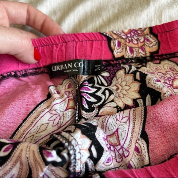 Boho Black and Pink Patterned Lightweight Baggy Pants - Picture 3 of 9